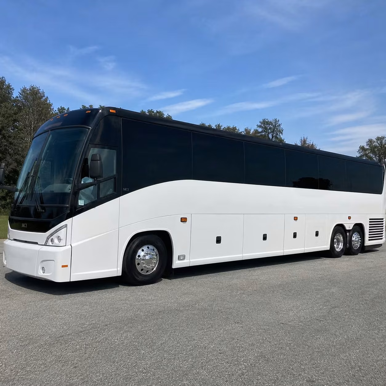 compare charter buses for lewisville groups headed to globe life field concerts