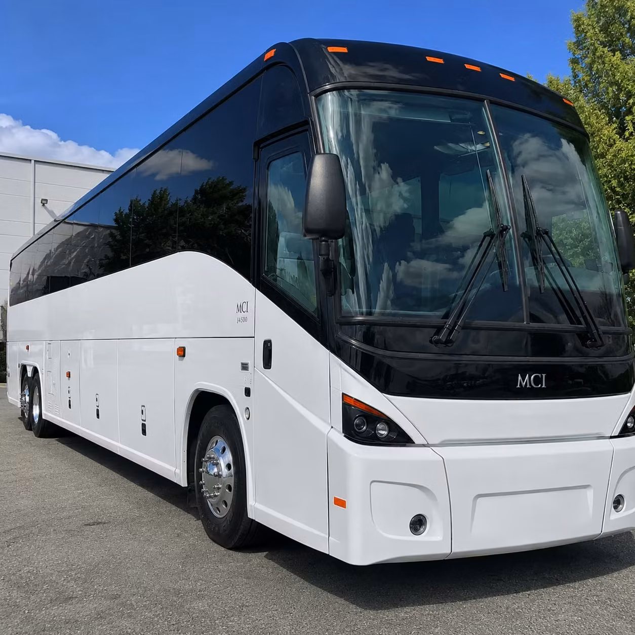you can find and book airport transportation in lewisville and any nearby city